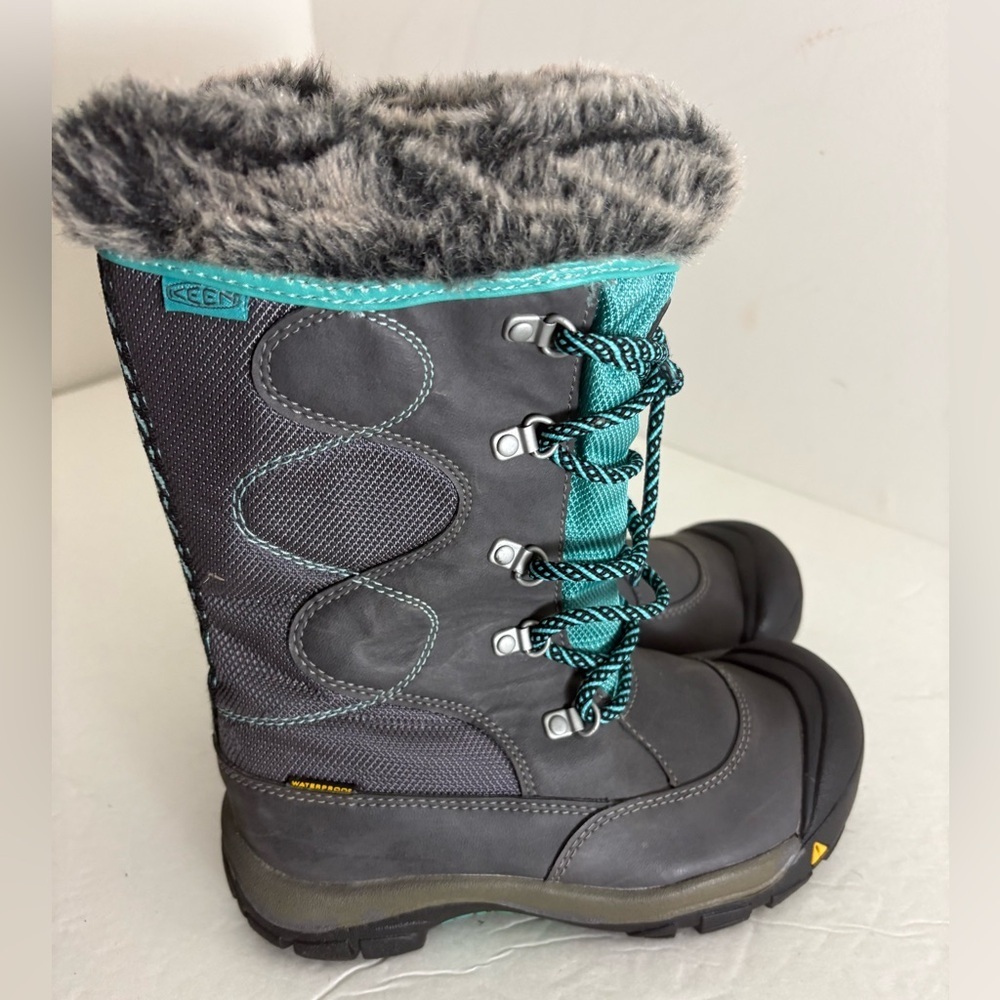 Keen Kelsey Winter Waterproof Snow Boots Size 2 - Picture 2 of 5